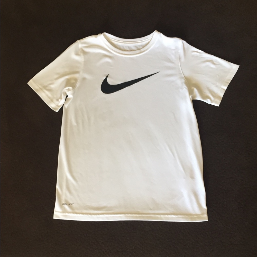 Boys Nike DRI-FIT white/black Large T-shirt